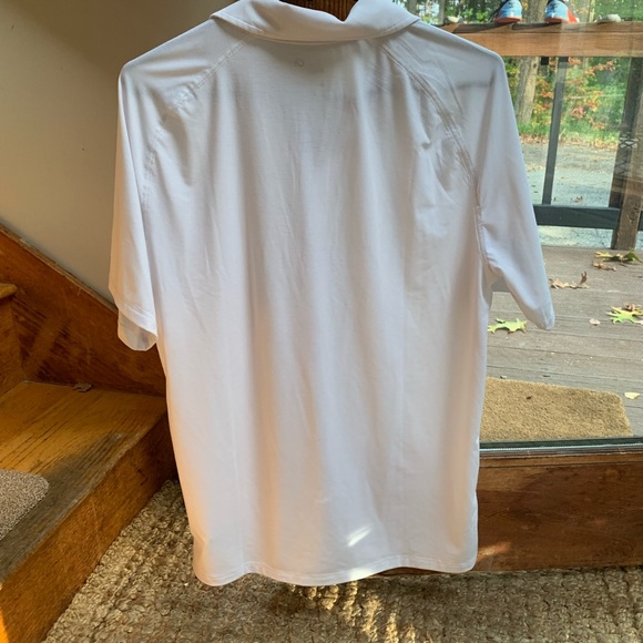 Men’s Gapfit Recycled Active Polo; medium; white; gently worn. - Picture 3 of 3